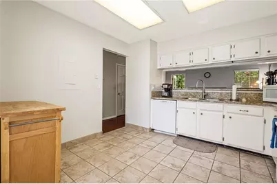603 Wedgewood Way, Atlanta, GA 30350 - Photo 5