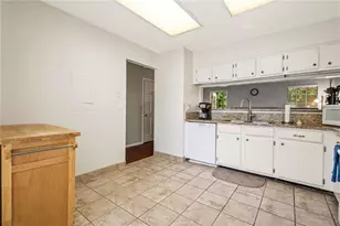 603 Wedgewood Way, Atlanta, GA 30350 - Photo 5
