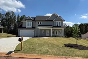 137 Boulder Dr, Toccoa, GA 30577 - Photo 1