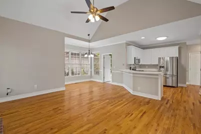 4735 Dartmoor Lane, Suwanee, GA 30024 - Photo 7