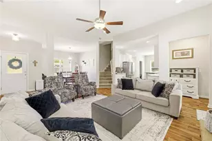 199 Oakwood Dr, Commerce, GA 30529 - Photo 9