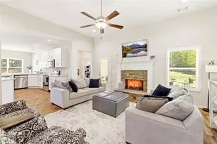 199 Oakwood Dr, Commerce, GA 30529 - Photo 7