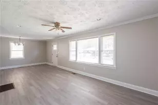 2153 Burroughs Ave SE, Atlanta, GA 30315 - Photo 9