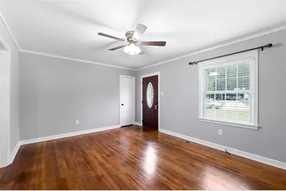 111 Poplar Street, Fairburn, GA 30213 - Photo 9