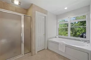 200 Glenlake Commons Dr, Decatur, GA 30030 - Photo 25
