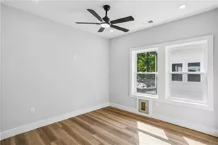 1312 Pine Ave, Atlanta, GA 30344 - Photo 9