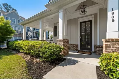 1909 Red Eagle Walk, Atlanta, GA 30318 - Photo 3