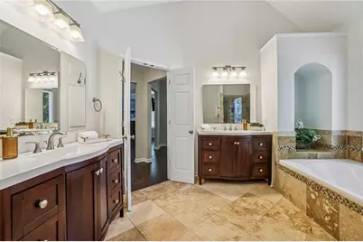 240 Amberton Court, Johns Creek, GA 30097 - Photo 15