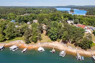 6381 Lakeview Dr, Buford, GA 30518 - Photo 35