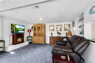 6381 Lakeview Dr, Buford, GA 30518 - Photo 15