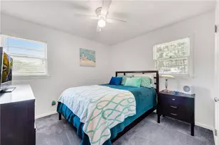 6381 Lakeview Dr, Buford, GA 30518 - Photo 11