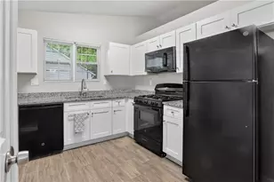 4763 White Oak Path, Stone Mountain, GA 30088 - Photo 7