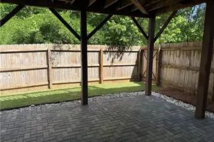 1921 Paxton Ridge Ct, Lilburn, GA 30047 - Photo 35