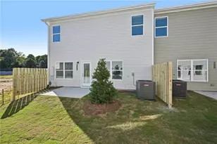 401 Lanier Cir, Woodstock, GA 30189 - Photo 33