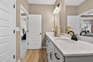 92 Alameda St, Loganville, GA 30052 - Photo 29