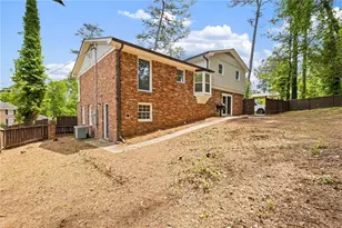 942 Hearthstone Dr, Stone Mountain, GA 30083 - Photo 41