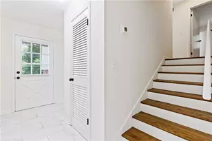 942 Hearthstone Dr, Stone Mountain, GA 30083 - Photo 25