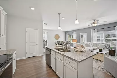 397 Lanier Circle, Woodstock, GA 30189 - Photo 13