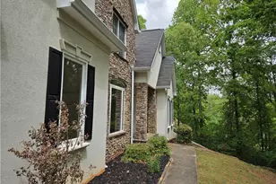 2306 Quail Spring Trail, Buford, GA 30519 - Photo 5