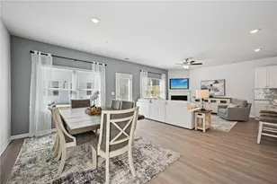 393 Lanier Cir, Woodstock, GA 30189 - Photo 5