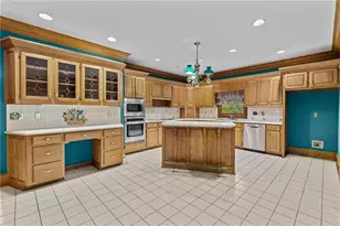 3231 Camp Branch Cir, Buford, GA 30519 - Photo 11