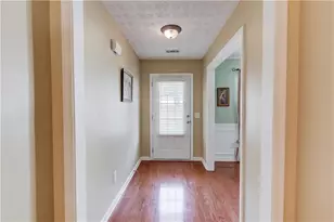 5614 Ashmoore Ct, Flowery Branch, GA 30542 - Photo 7