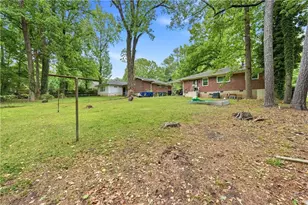 2811 Connally Dr SW, Atlanta, GA 30311 - Photo 9