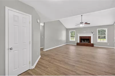 705 Annslee Court, Loganville, GA 30052 - Photo 9