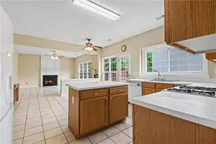 2372 Tallapoosa Dr, Duluth, GA 30097 - Photo 11