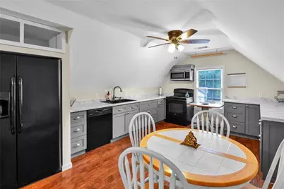 2884 Overwood Lane, Snellville, GA 30078 - Photo 33
