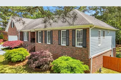 2884 Overwood Lane, Snellville, GA 30078 - Photo 3