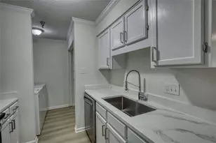 107 Ridley Howard Ct, Decatur, GA 30030 - Photo 15