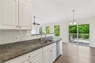 123 River Marsh Ln, Woodstock, GA 30188 - Photo 9