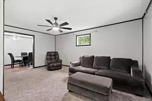 207 Carol Joyce Dr SE, Dalton, GA 30721 - Photo 11