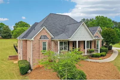 807 Kennedy Court, Loganville, GA 30052 - Photo 5
