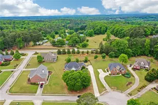 807 Kennedy Ct, Loganville, GA 30052 - Photo 11