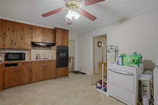 913 Old Noonday Sch House Rd, Marietta, GA 30066 - Photo 9