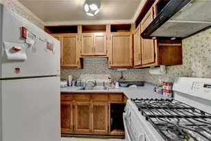3981 Forrest Ct, Atlanta, GA 30341 - Photo 9
