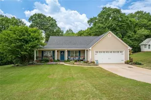 329 Tallassee Ln, Statham, GA 30666 - Photo 1