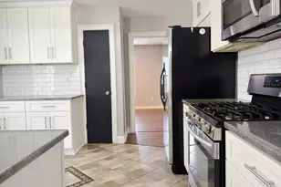 4835 Camberbridge Dr, Alpharetta, GA 30022 - Photo 9