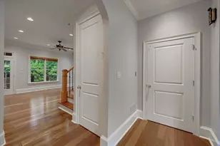 698 Royer Ct, Sandy Springs, GA 30342 - Photo 13