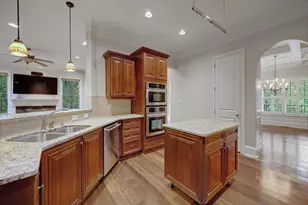 698 Royer Ct, Sandy Springs, GA 30342 - Photo 21