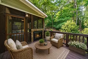698 Royer Ct, Sandy Springs, GA 30342 - Photo 35