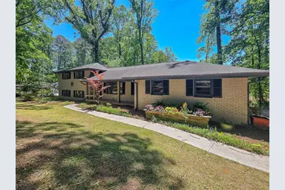 3873 Samaria Court, Tucker, GA 30084 - Photo 3