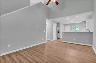 3042 Broadleaf Trail, Fairburn, GA 30213 - Photo 9