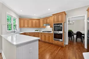 3744 Thunder Way NE, Marietta, GA 30066 - Photo 7