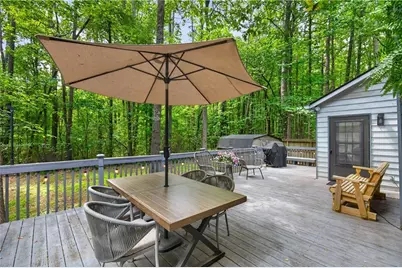 226 Watkins Glen Drive NE, Kennesaw, GA 30144 - Photo 9