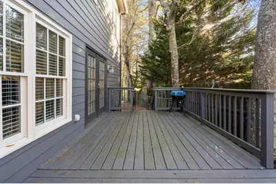210 W Crossville Road, Roswell, GA 30075 - Photo 5
