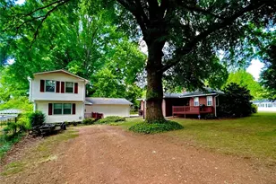 409 Stonewall St, Cartersville, GA 30120 - Photo 1