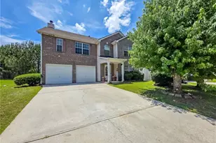 6723 Pne Vly Trce, Stone Mountain, GA 30087 - Photo 1